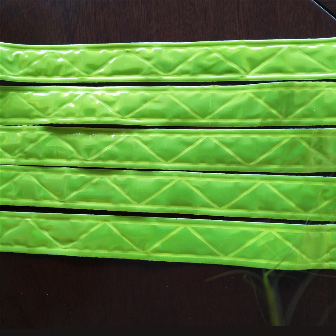 超聲波反光帶復合分條機HD-0645