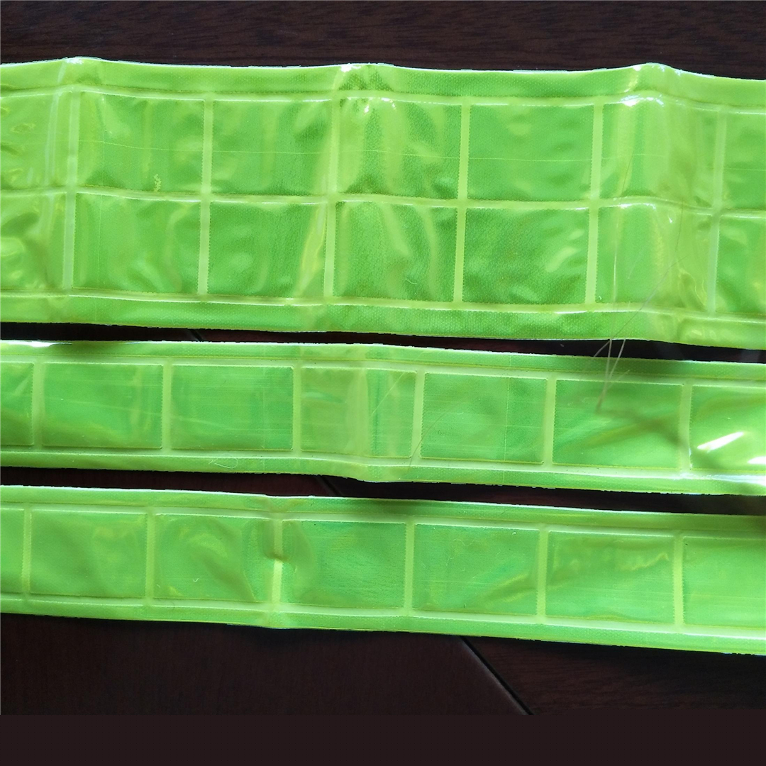 超聲波反光帶復合分條機HD-0645